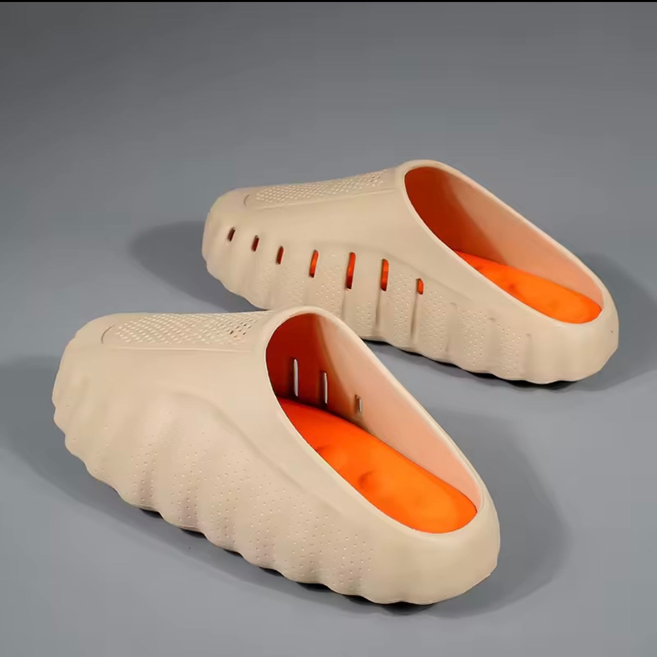 MIND La chaussure qui prend soin de tes pieds pendant que tu profites.